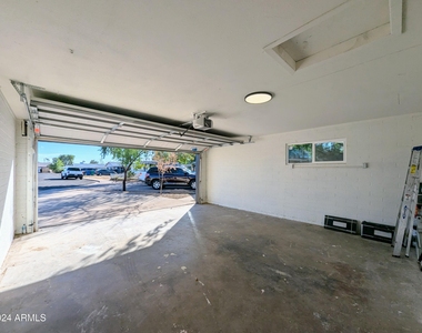 121 N Flint Circle - Photo Thumbnail 46