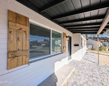 121 N Flint Circle - Photo Thumbnail 7