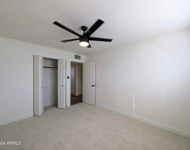 121 N Flint Circle - Photo Thumbnail 31