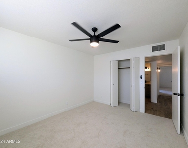 121 N Flint Circle - Photo Thumbnail 32