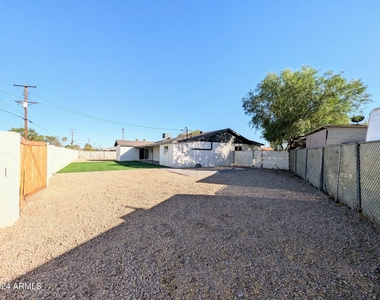 121 N Flint Circle - Photo Thumbnail 65