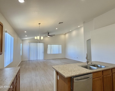 3434 E San Pedro Avenue - Photo Thumbnail 6