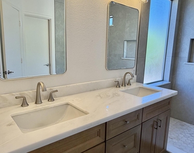 3434 E San Pedro Avenue - Photo Thumbnail 16