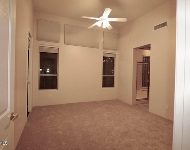 13614 N 12th Place - Photo Thumbnail 19