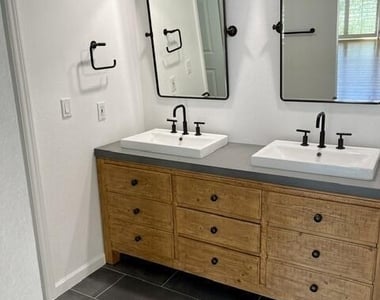 2553 E Georgia Avenue - Photo Thumbnail 7