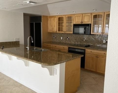 2553 E Georgia Avenue - Photo Thumbnail 5
