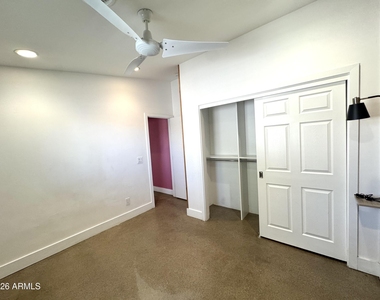 706 E Whitton Avenue - Photo Thumbnail 15