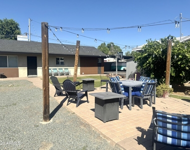 706 E Whitton Avenue - Photo Thumbnail 31