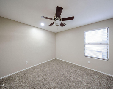 11920 W Cypress Street - Photo Thumbnail 28