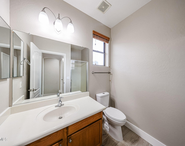 11920 W Cypress Street - Photo Thumbnail 7