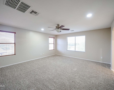 11920 W Cypress Street - Photo Thumbnail 31