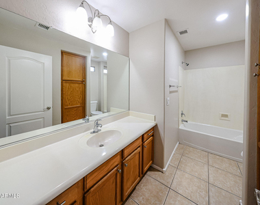 11920 W Cypress Street - Photo Thumbnail 25
