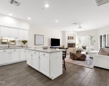 16450 E Avenue Of The Fountain -- - Photo Thumbnail 5