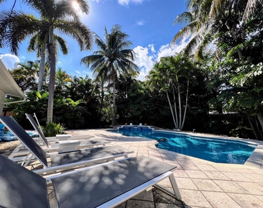 317 Nw 26th Court - Photo Thumbnail 50