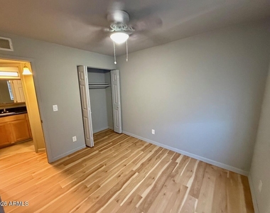 1234 N 36th Street - Photo Thumbnail 11