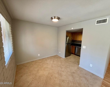 1234 N 36th Street - Photo Thumbnail 4