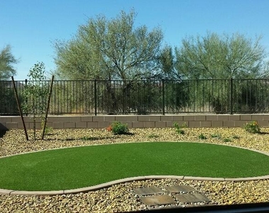 27210 N 77th Avenue - Photo Thumbnail 3