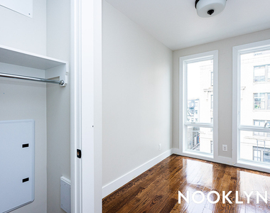 85 Graham Ave 11206 - Photo Thumbnail 4