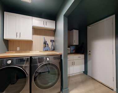 6240 E Kelton Lane - Photo Thumbnail 36