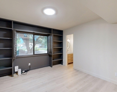 6240 E Kelton Lane - Photo Thumbnail 33