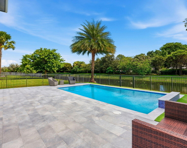 4228 Veleiros Avenue - Photo Thumbnail 15