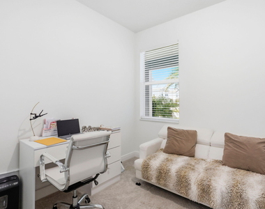 4228 Veleiros Avenue - Photo Thumbnail 20