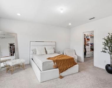 4228 Veleiros Avenue - Photo Thumbnail 23