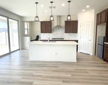 9023 W San Juan Avenue - Photo Thumbnail 2