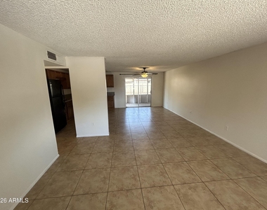 6320 W Monte Vista Road - Photo Thumbnail 4