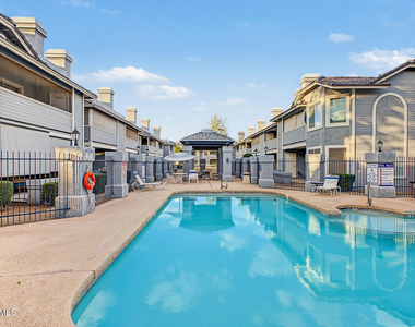 2910 W Marconi Avenue - Photo Thumbnail 26