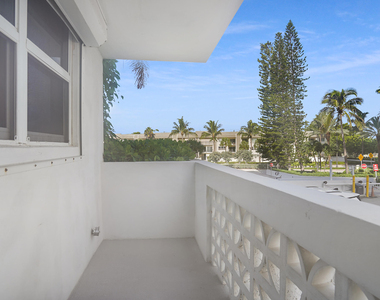 4250 Galt Ocean Drive - Photo Thumbnail 11