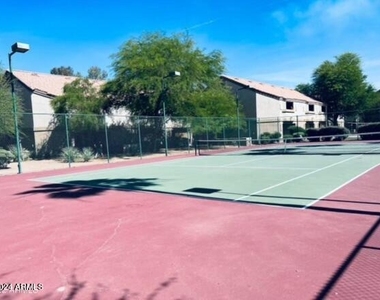 1287 N Alma School Road - Photo Thumbnail 9