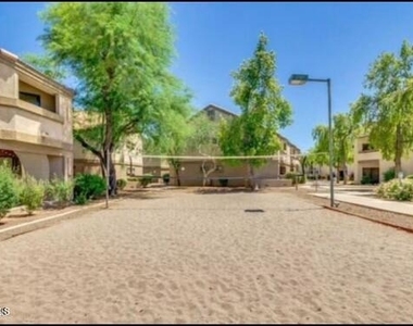 1287 N Alma School Road - Photo Thumbnail 11