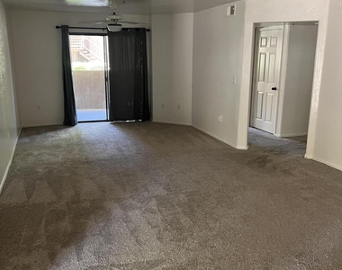 1287 N Alma School Road - Photo Thumbnail 4