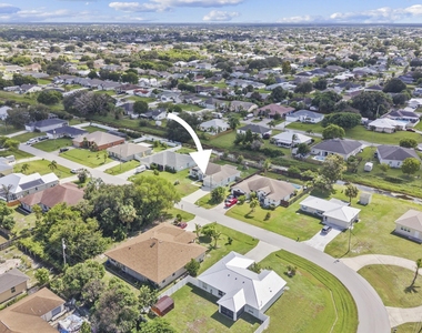 770 Sw Saragossa Avenue - Photo Thumbnail 24