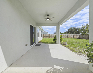 770 Sw Saragossa Avenue - Photo Thumbnail 20