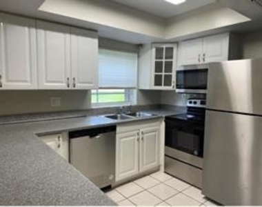25 Laredo Place - Photo Thumbnail 5