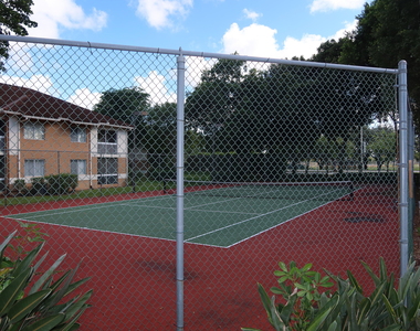 781 Nw 91st Terrace - Photo Thumbnail 7