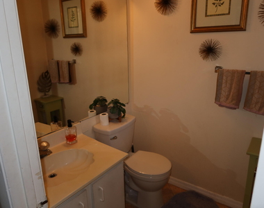 781 Nw 91st Terrace - Photo Thumbnail 5