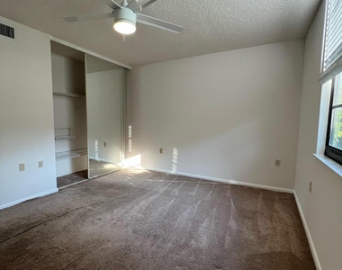 3516 Whitehall Drive - Photo Thumbnail 10