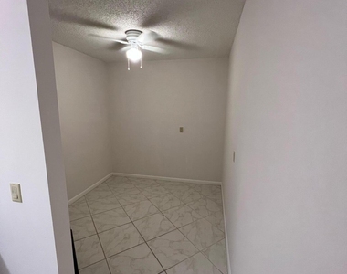 3516 Whitehall Drive - Photo Thumbnail 14