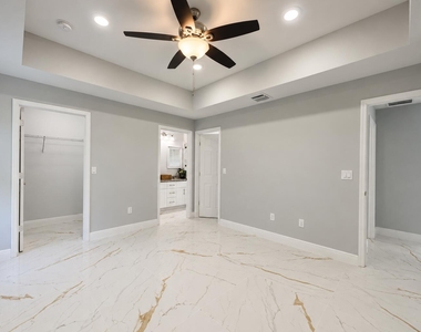 1749 Se Vesthaven Court - Photo Thumbnail 16