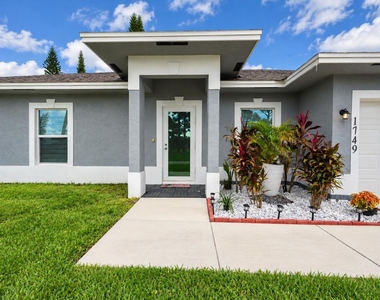 1749 Se Vesthaven Court - Photo Thumbnail 4