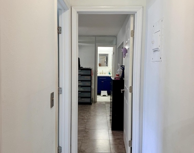 2551 Nw 98th Avenue - Photo Thumbnail 24