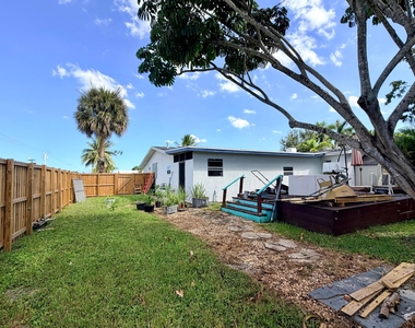 2551 Nw 98th Avenue - Photo Thumbnail 37
