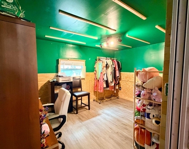 2551 Nw 98th Avenue - Photo Thumbnail 17