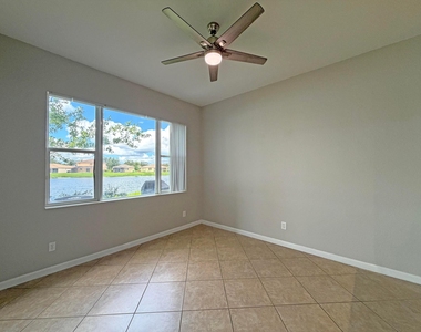 2125 Sw Cape Cod Drive - Photo Thumbnail 11