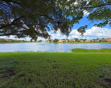 2125 Sw Cape Cod Drive - Photo Thumbnail 40
