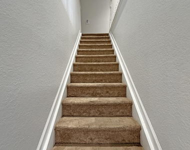 2125 Sw Cape Cod Drive - Photo Thumbnail 20