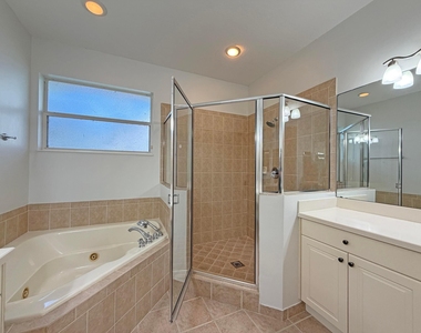 2125 Sw Cape Cod Drive - Photo Thumbnail 32